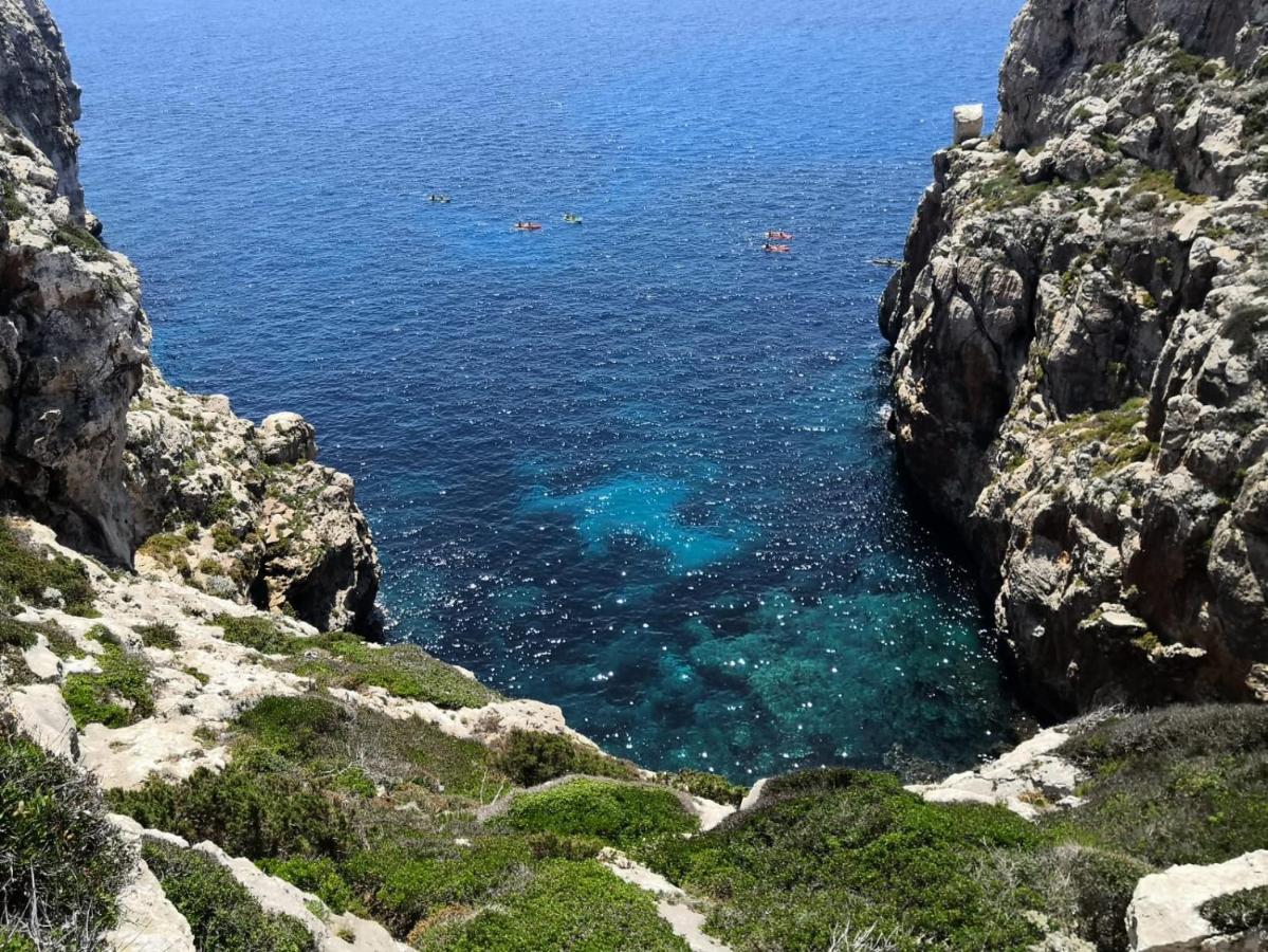 Starbal Apt Es Castell  Exterior foto