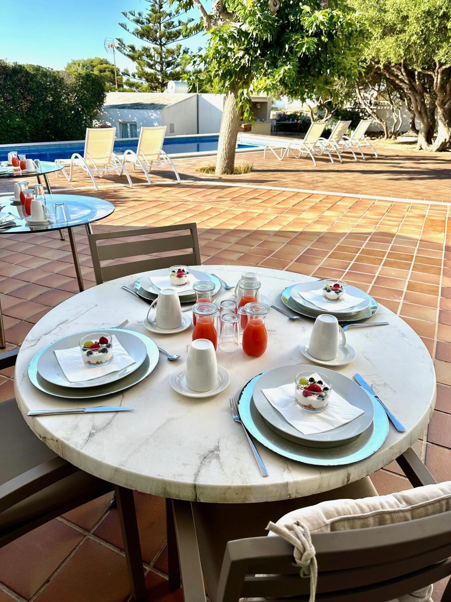 Starbal Apt Es Castell  Exterior foto